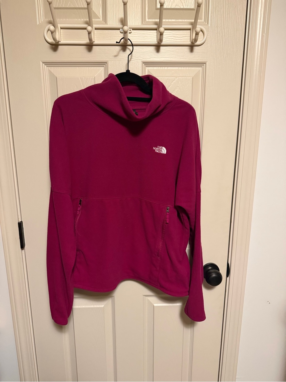 The North Face Women's Raspberry soft Fleece Pullover Hoodie